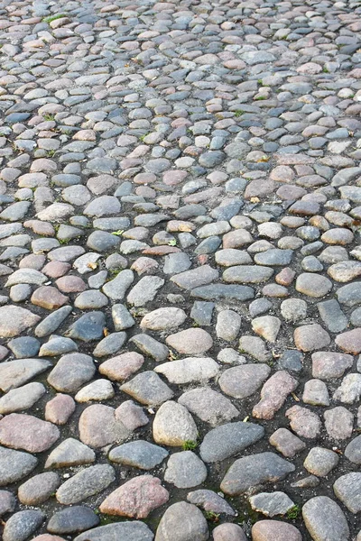 用河石石做的石质路面 — 图库照片