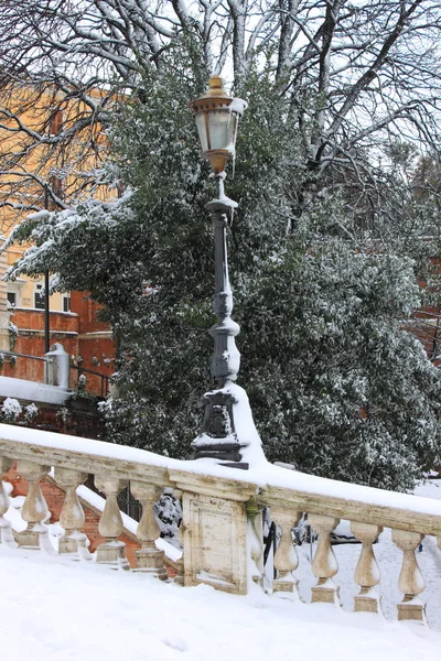 Renaissance Street Light Wintertime Snow — Stock Photo, Image
