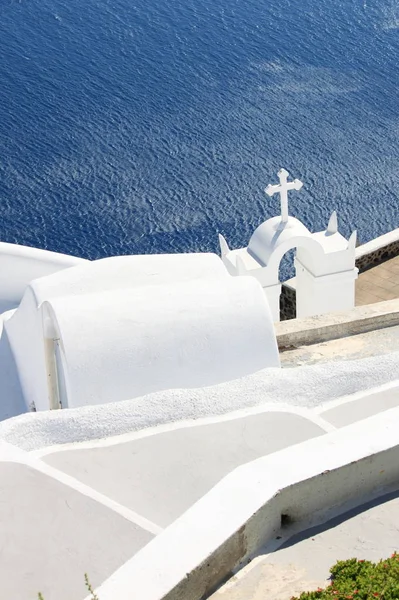 Clocher orthodoxe sur l'île de Santorin — Photo