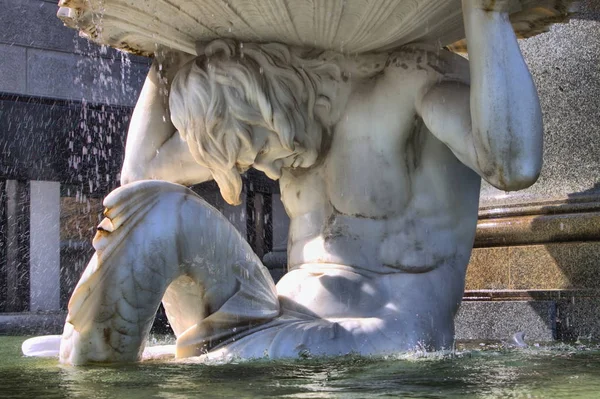 Detail of the Pallas Athena fountain — Stock Photo, Image