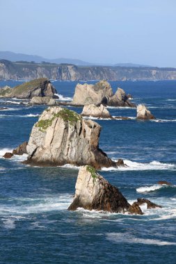 Kaya adası ile Kayalık sahil