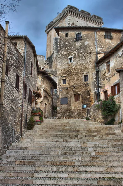 Urbane Szenerie in Sermoneta — Stockfoto