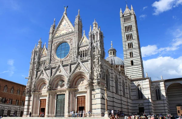 Siena katedrális Toszkánában, Olaszország — Stock Fotó