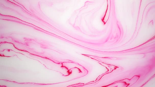 Macchie di inchiostro rosa e bianco sull'acqua. Filmati astratti di sfondo . — Video Stock