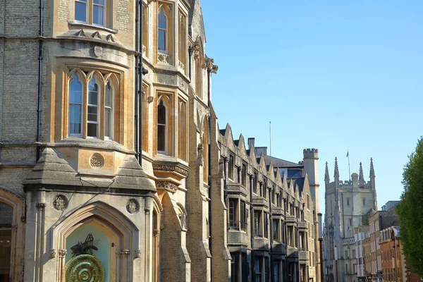 Cambridge Maggio 2018 Facciate Trumpington Street Con Orologio Corpus Disegnato — Foto Stock