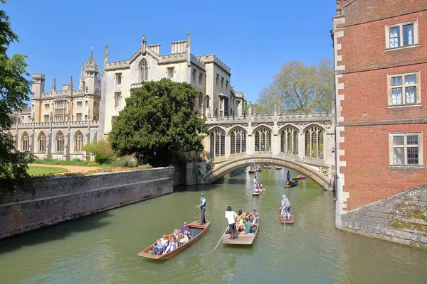 Cambridge Regno Unito Maggio 2018 Ponte Dei Sospiri Alla John — Foto Stock