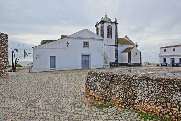 Kościół Miejscowość Cacela Velha Pobliżu Tavira Algarve Portugalia Morzem Tle — Zdjęcie stockowe