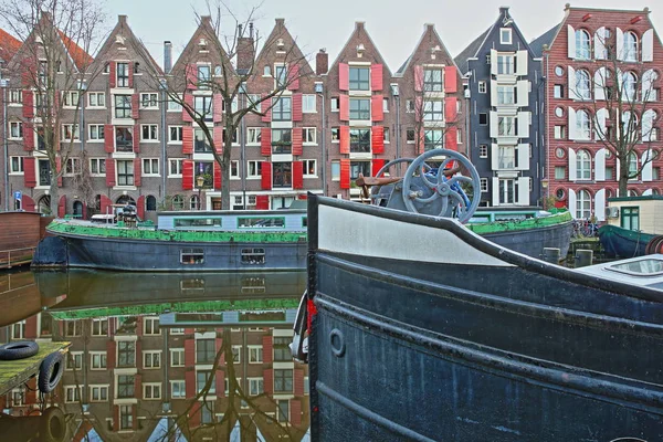 Amsterdam Hollanda Brouwersgracht Kanalda Yüzen Planda Ile Boyunca Renkli Miras — Stok fotoğraf