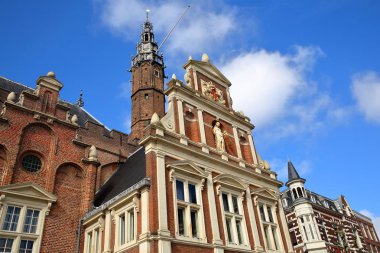 Haarlem, Hollanda Belediye Binası (Stadhuis) süslü ve renkli mimarisi