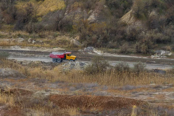 塔夫里亚草原上的粘土采石场 乌克兰 Zaporozhye 2018年11月 — 图库照片