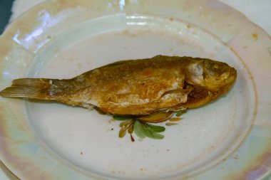 çocuk üzgün küçük yakalamak