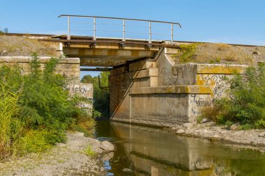 Dinyeper Nehri 'nden çık