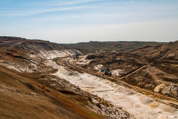 Extracción Arcilla Refractaria Caolín Una Cantera Zaporizhzhya Región Ucrania Abril — Foto de Stock