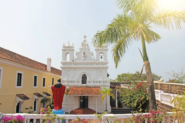 Tiracol Fort White Catholic Church Cathedral Fort Fortress Sea India — Stock Photo, Image