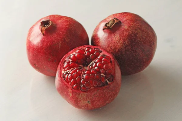 Grote Rijpe Rode Granets Granaten Vruchten Van Rode Rijpe Granaatappel — Stockfoto