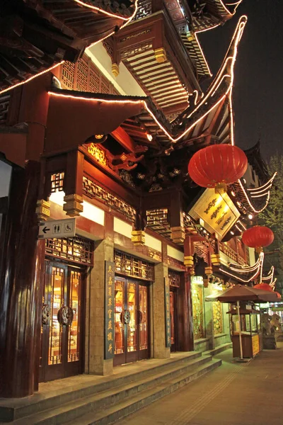 Chinese architecture at night — Stock Photo, Image