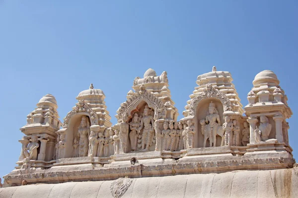 印度卡纳塔克邦哈姆皮的希瓦·维鲁帕克沙寺细节。斯通 — 图库照片