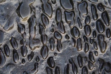 Arka plan taşı. Arka plan için siyah veya gri taş. Güzel 