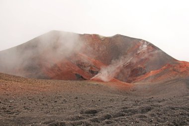 Etna yanardağı. Etna volkan krateri. Siyah Volkanik Dünya,