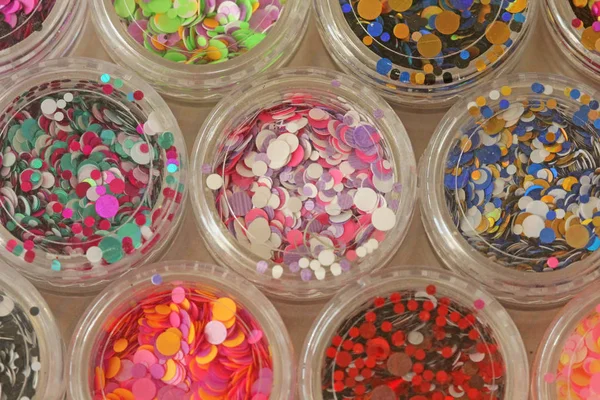 Multi colored Sequins for the design of nails in a Jar. Glitter — Stock Photo, Image