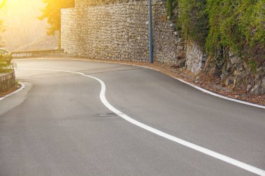 Taor Şehrinde Güzel Sarma ve Pitoresk Yeşil Yol