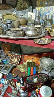 Sozopol, Bulgaristan - 25 Temmuz 2018 Eski, vintage, antika mağazası