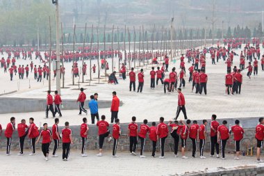 Çin, Shaolin - Nisan 11, 2012. Shaolin Manastırı Rahipleri,