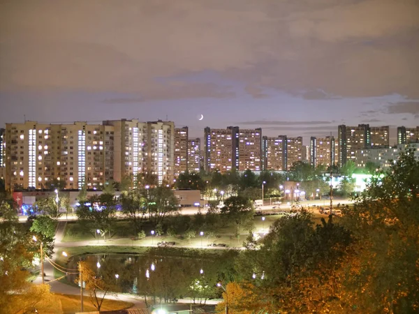 Światła Nocnego Miasta Moskwa Światła Odbijają Się Wodzie Nocy Megapolis — Zdjęcie stockowe