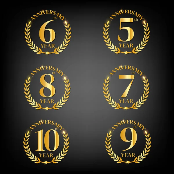 Laurel Çelengi Altın Kurdeleli Altın Yıl Dönümü Logosu Seti Kutlama — Stok Vektör