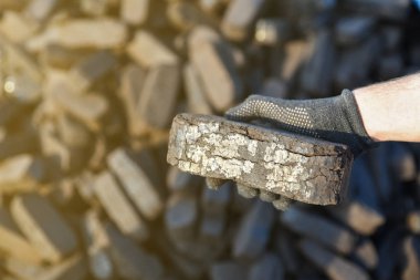 Turba briket el, alternatif yakıtlar, ham madde örneği