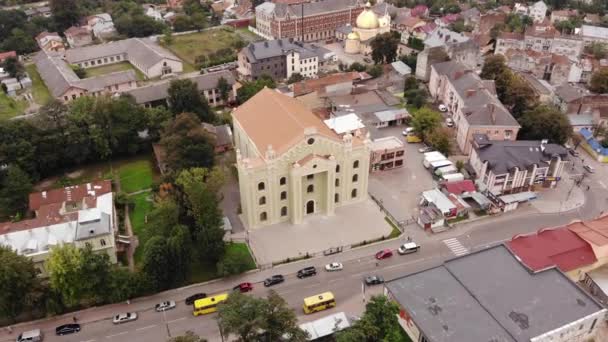 Luchtfoto Van Hernieuwde Drohobytsj Choral Synagoge Drohobytsj Stad Oekraïne Vlucht — Stockvideo