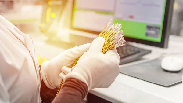 Employee Checks Quality Product Bunch Sliced Wires Pins Hands Worker — Stock Photo, Image