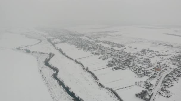 Flygfoto Över Ukrainska Byn Och Naturen Vintern Smidig Flyga Framåt — Stockvideo