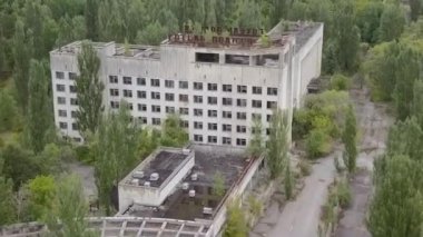 Çernobil nükleer felaketinden sonra Pripyat hayalet şehir terk otel Polissya