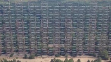 Çernobil'deki askeri anten Duga'yı aradı. Hava çekimi.