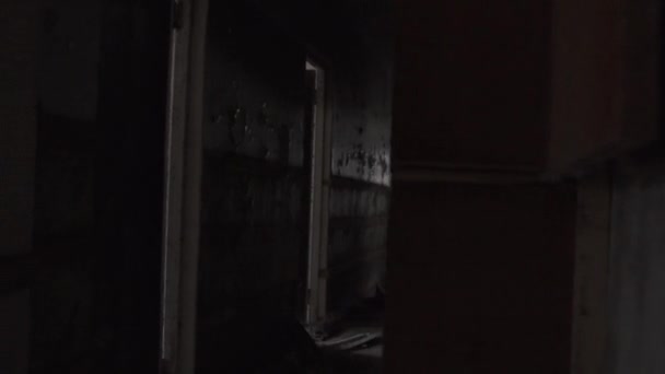 Mystic gamla byggnaden inomhus. Kärnkraftskatastrofen i Tjernobyl. — Stockvideo