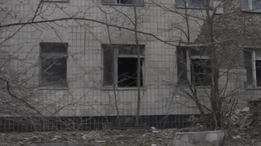 Çernobil'deki nükleer patlamadan sonra yıkılan muicipal binası