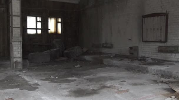 Ghost city Chernobyl. Destroyed plant inside after 30 years of nuclear explosion — Stock Video