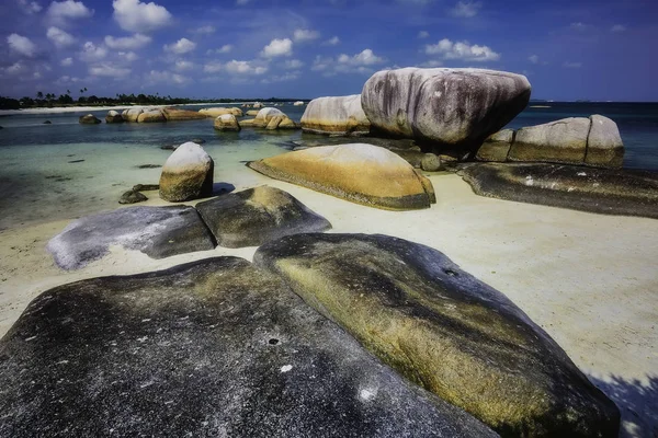 Vista Grupo Piedras Grandes Playa Tanjung Tinggi Desde Isla Belitung — Foto de Stock