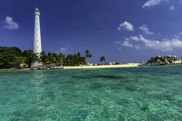 Vista Isla Lengkuas Con Faro Blanco Belitung Indonesia — Foto de Stock