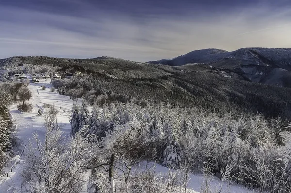 Vista de invierno de Pustevny-Radhost —  Fotos de Stock