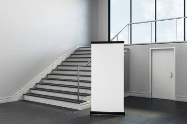 Modern okul koridor iç duvar üzerinde boş billboard ile. Reklam kavramı. Alay etmek yukarıya, 3d render 