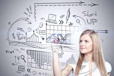 Çekici Avrupa işkadını çizim yaratıcı iş kroki gri arka plan üzerinde. Finans ve pazarlama kavramı 