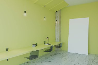 Yeşil duvar ve minimalist mobilya modern Eko Stil ofiste ahşap zemin üzerinde büyük boş beyaz poster. 3D render