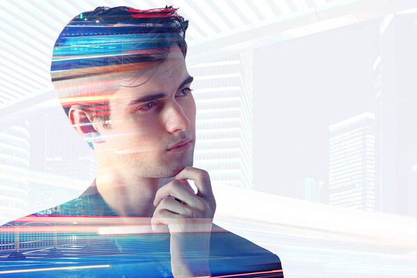 двойное воздействие обдуманного молодого бизнесмена и ночного городского фона
