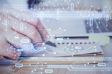 Veri teması çoklu pozlama simgeleri ile insan elleri yazılıyor.