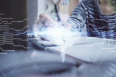 Arka planda beyin hologramıyla el yazısına çok maruz kalmış. Kendi kendine öğrenme kavramı.