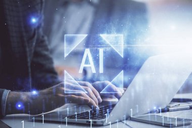 Teknoloji temalı hologramı olan bilgisayar geçmişi olan bir iş adamı. Büyük veri kavramı. Çift pozlama.