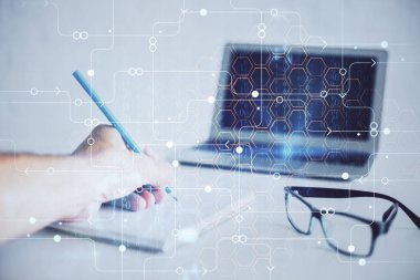 Teknoloji ikonlarıyla insan yazmak. - Evet. Çifte maruziyet. Ağ ve veri kavramı.