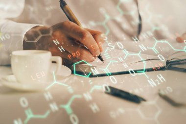 Matematiksel ve bilimsel formülleri olan öğrenci ya da öğretmen. Eğitim kavramları.